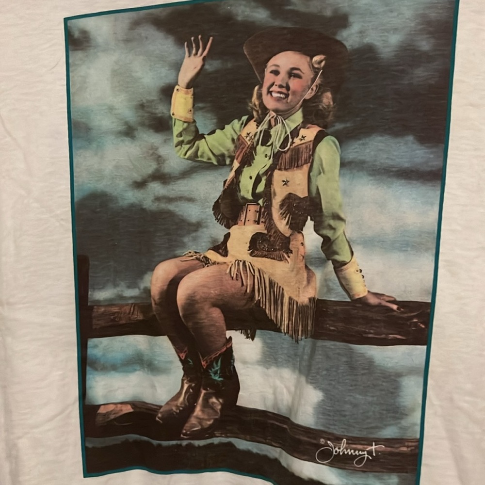 Graphic Tee - Picture 2 of 3